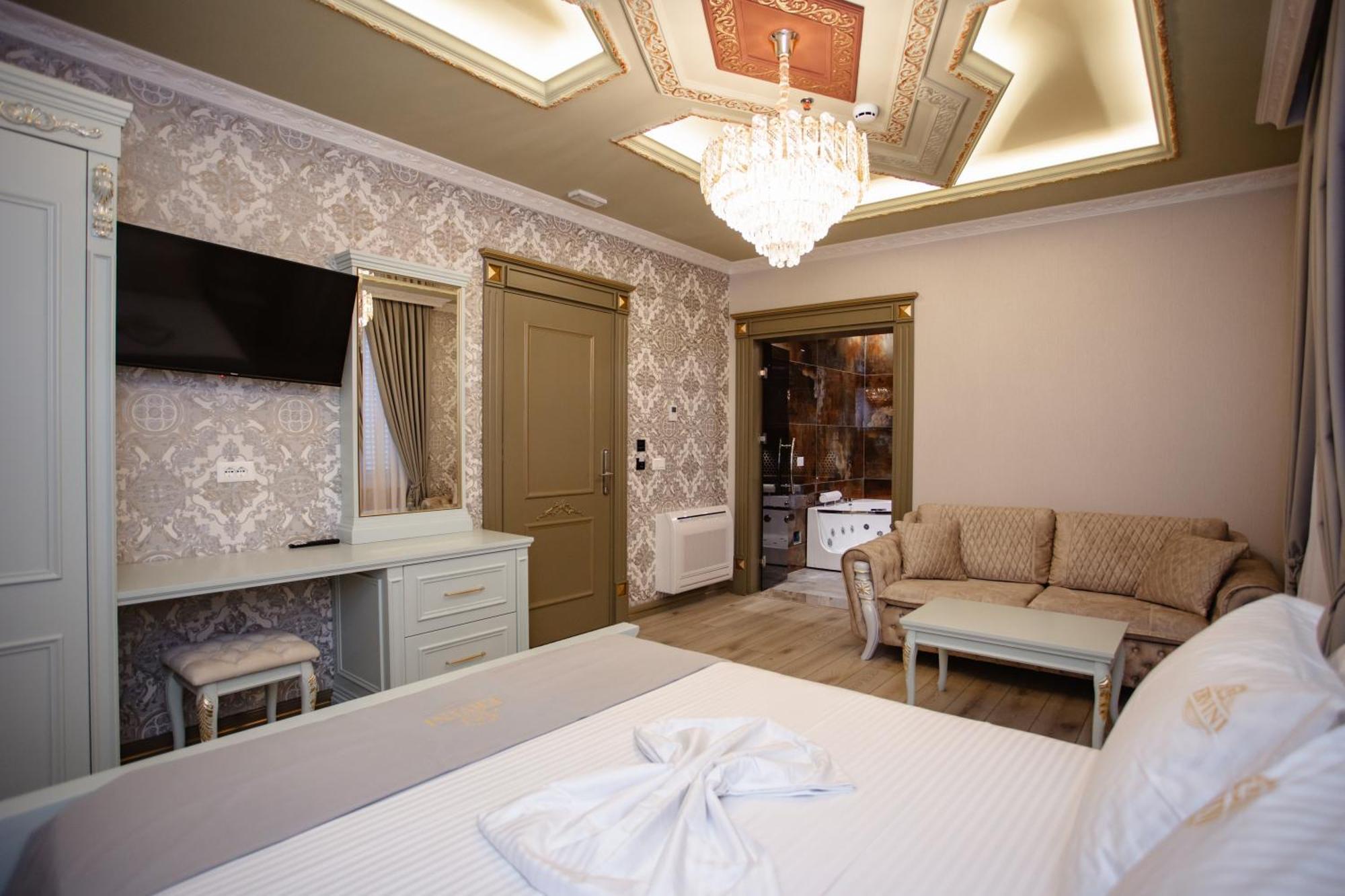 Ervini Boutique Hotel Shkodër Eksteriør billede